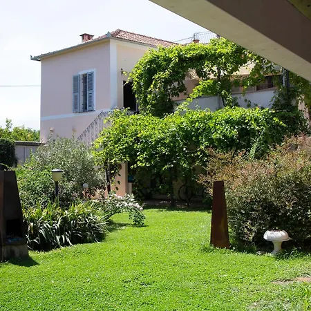 Vale's Gardens At Bed & Breakfast Borgio Verezzi